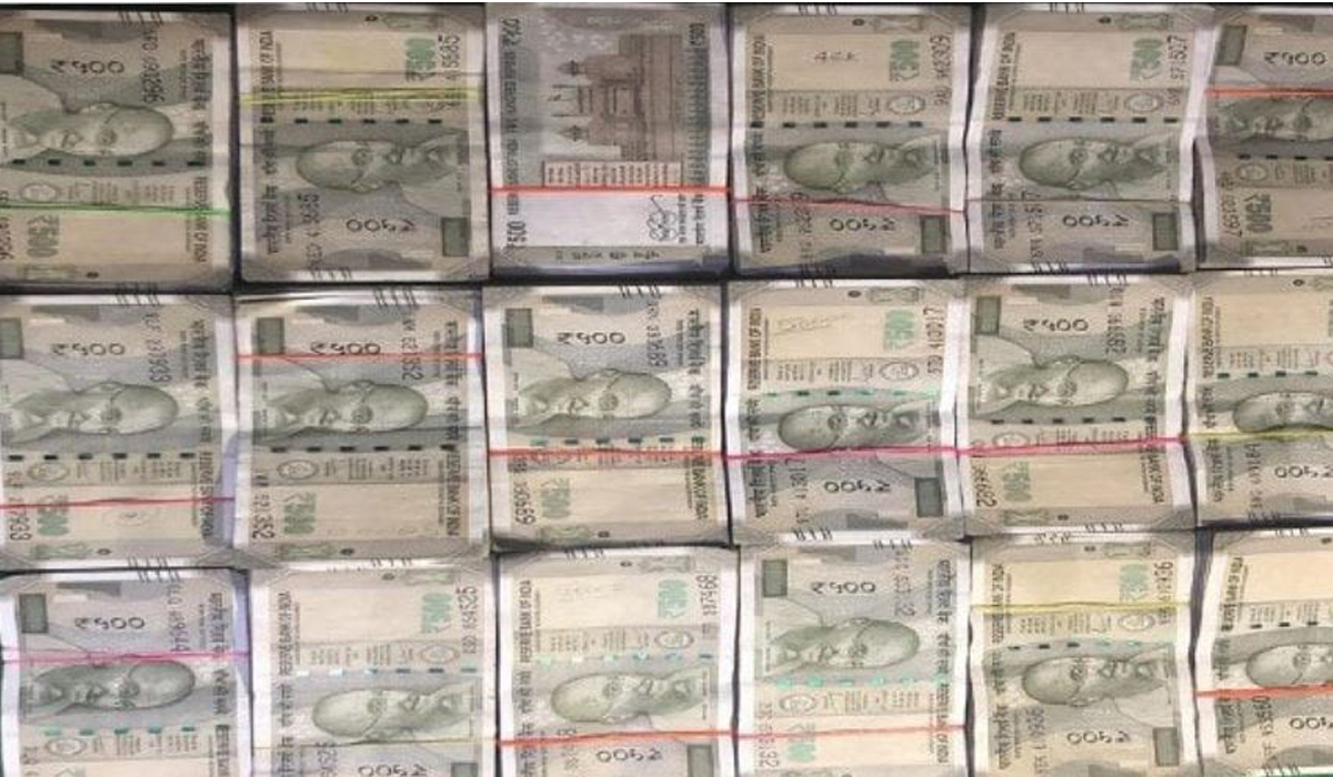 १० लाख भारतीय रुपैयाँसहित रुपन्देहीबाट तीन जना पक्राउ